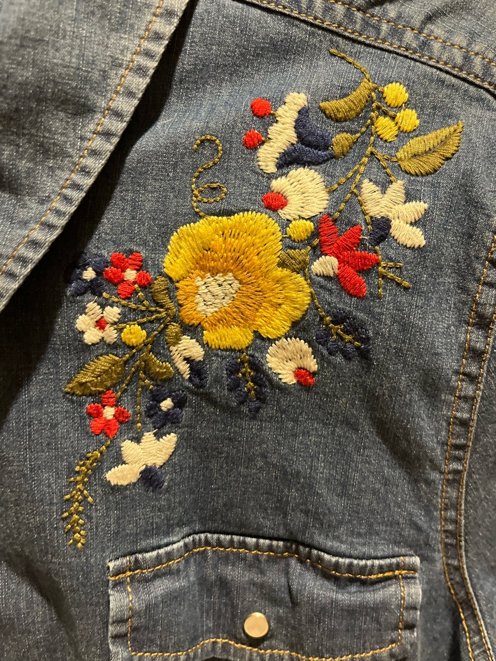 296. NWOT WOMENS DENIM + COMPANY XL DETAIL TOP - Picture 3 of 5